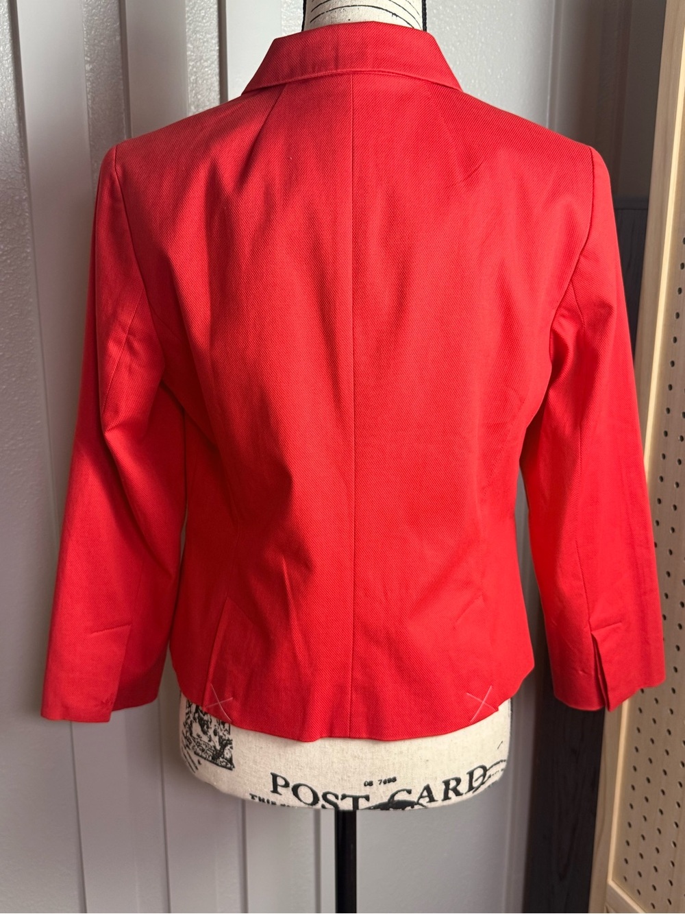 Talbots Red Blazer Size 6 NWOT Cropped Jacket Structured Career Chic Tailored - Picture 4 of 12